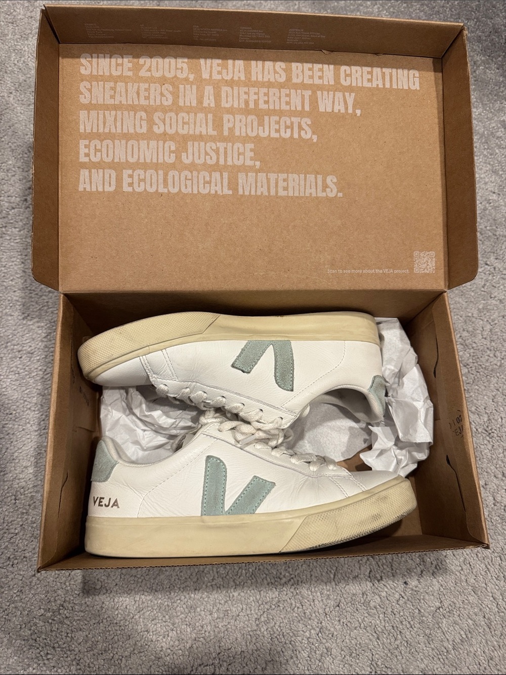 Veja Campo Leather Sneaker